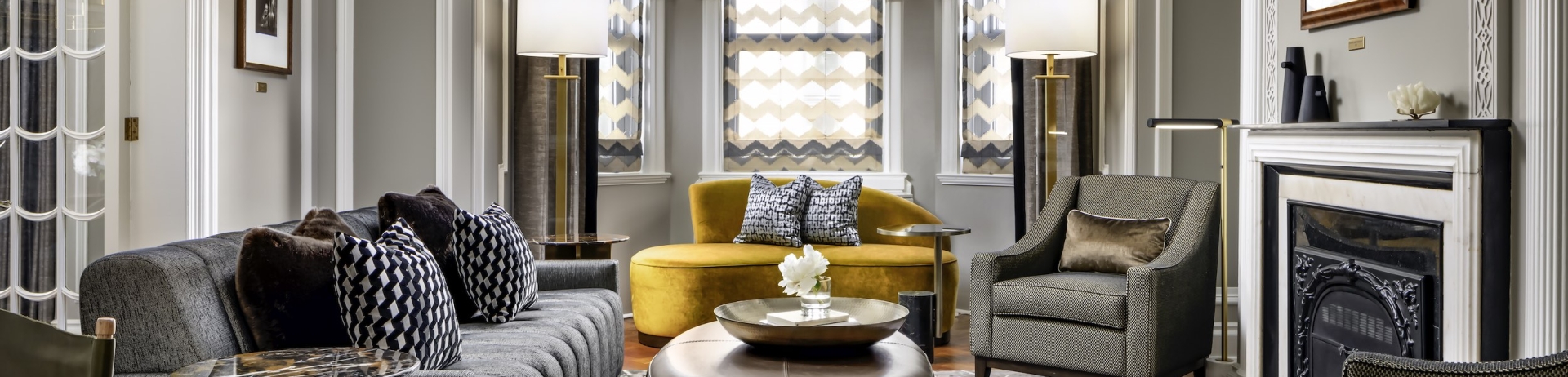 Sitting room with fireplace