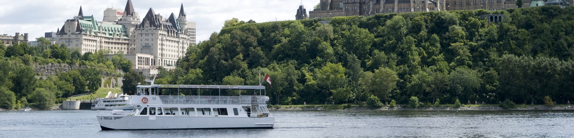 An Ottawa river boat tour