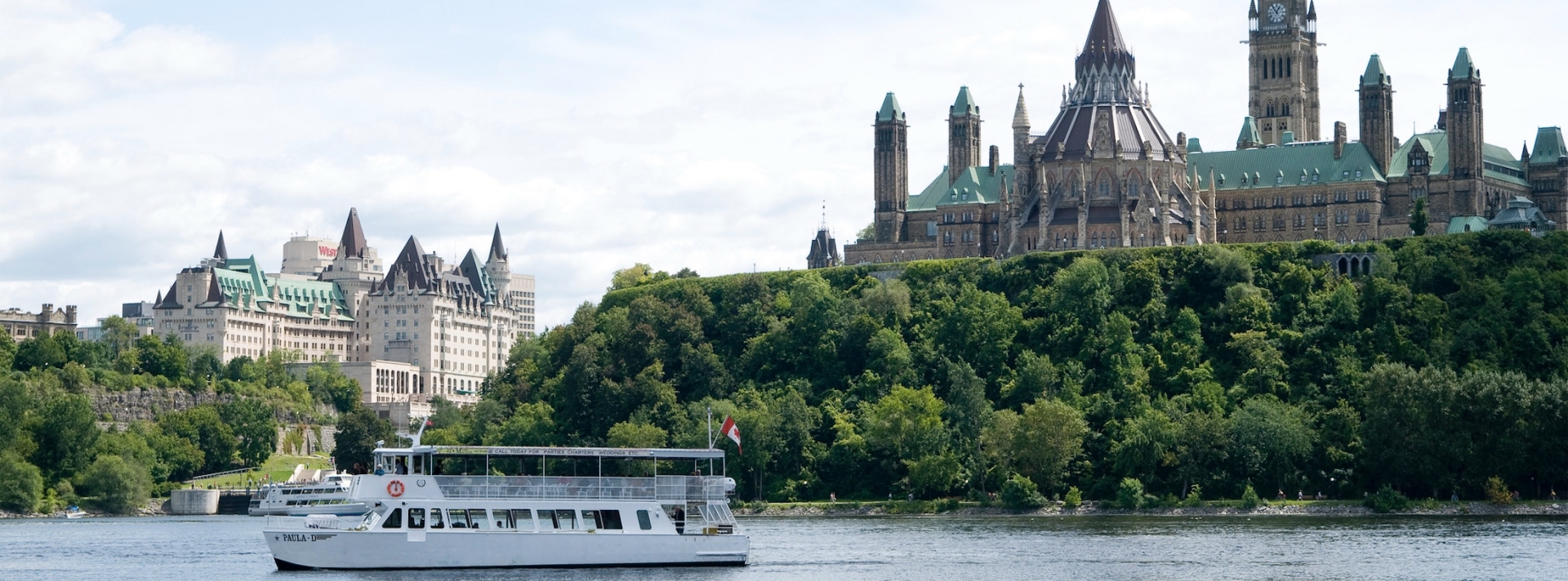 River Boat Chateau Laurier Parliament